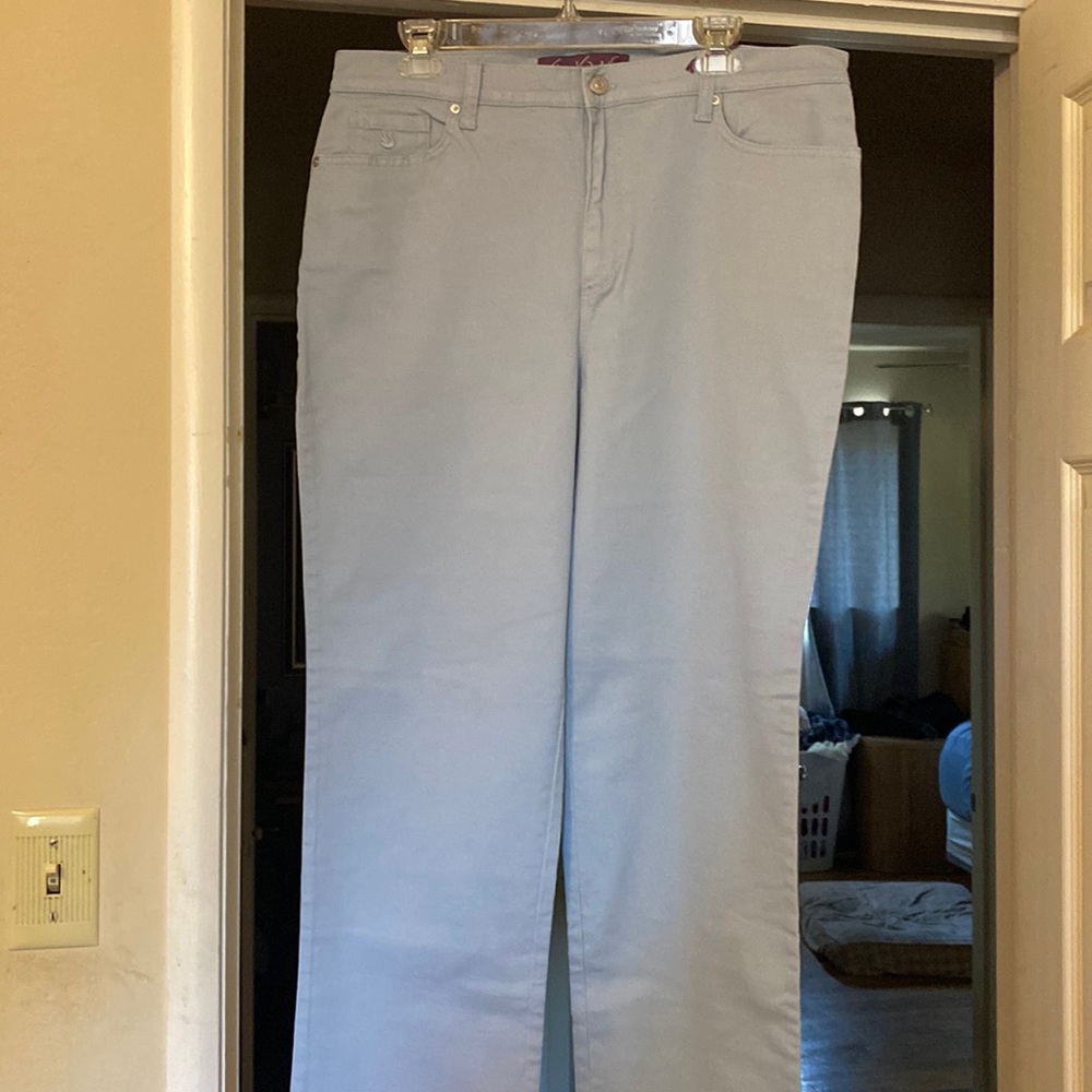 NWT Gloria Vanderbilt Amanda jeans